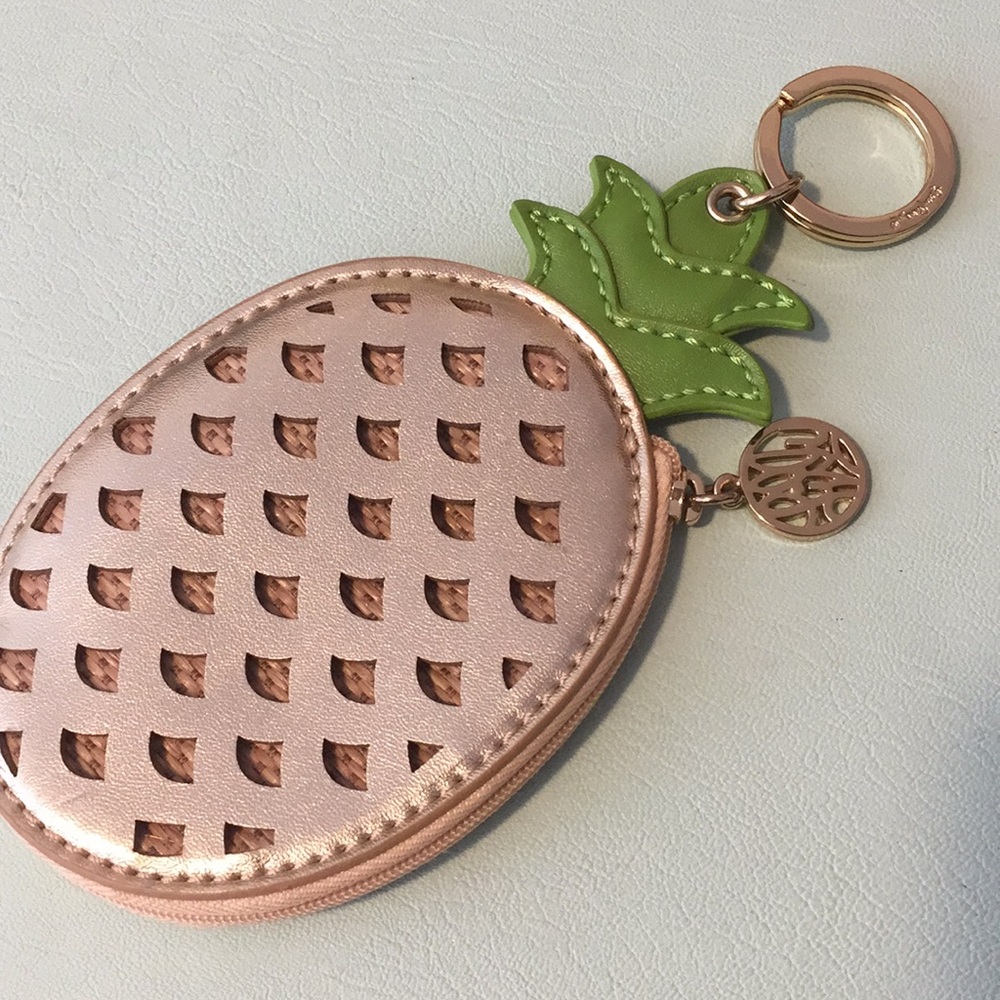 Lilly Pulitzer pineapple coin purse